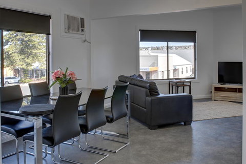 Aart Apartments - Accommodation in Surfers Paradise 23