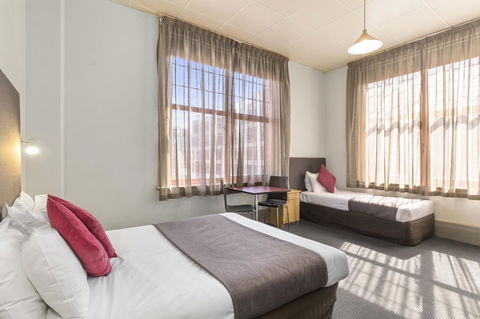 Adelaide Paringa - Accommodation in Surfers Paradise 5