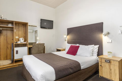Adelaide Paringa - Accommodation in Surfers Paradise 4