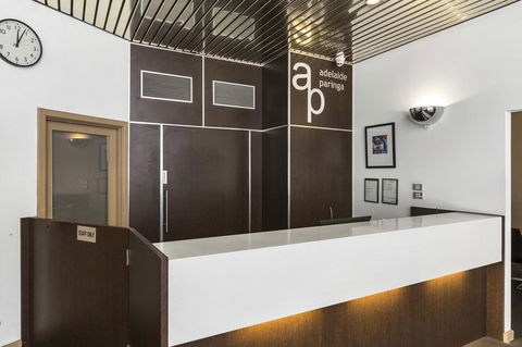 Adelaide Paringa - Accommodation in Surfers Paradise 18