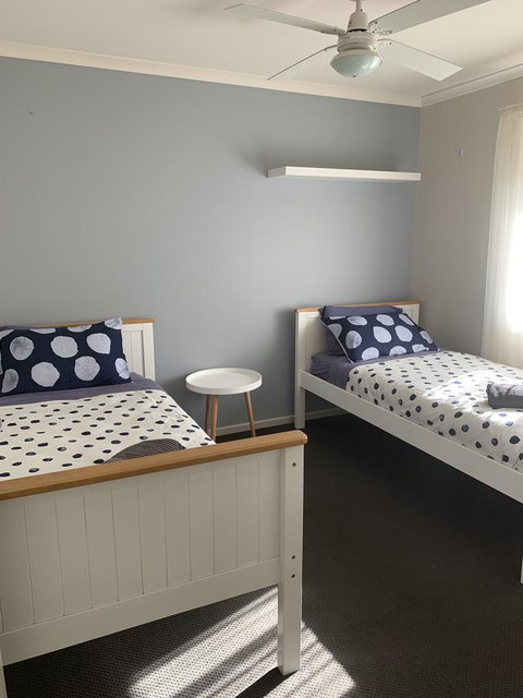 Little On Ash - Accommodation in Surfers Paradise 3