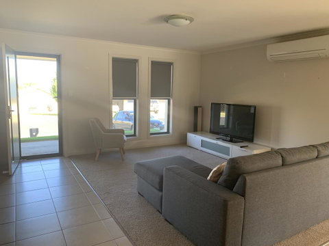 Little On Ash - Accommodation in Surfers Paradise 7
