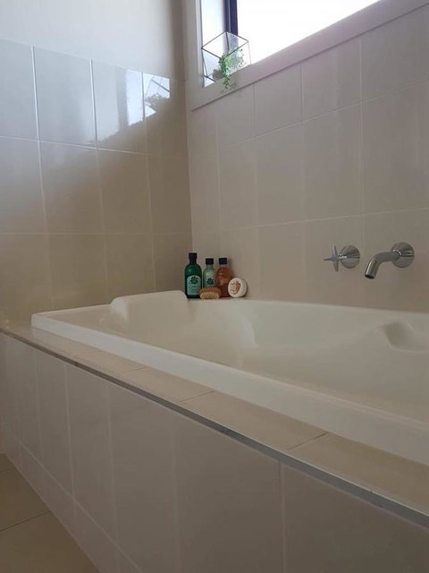 Little On Ash - Accommodation in Surfers Paradise 1