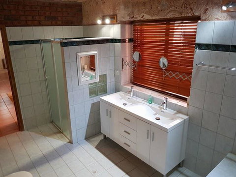 Zen Underground B&B - Accommodation in Surfers Paradise 14