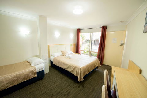 Jacksons Motor Inn - Accommodation in Surfers Paradise 26