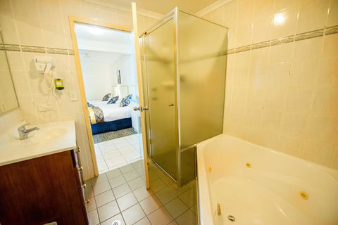 Jacksons Motor Inn - Accommodation in Surfers Paradise 9