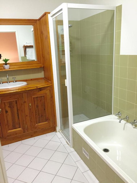 Superb Townhouse In North Adelaide - Accommodation in Surfers Paradise 22