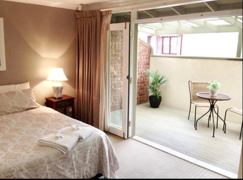 Superb Townhouse In North Adelaide - Accommodation in Surfers Paradise 4