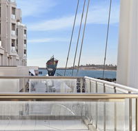 Glenelg Seaside Apartment - Accommodation in Surfers Paradise