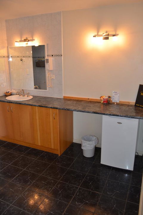 Arkana Motor Inn & Terrace Apartments - Accommodation in Surfers Paradise 37