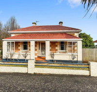 Olive's Cottage - Accommodation in Surfers Paradise