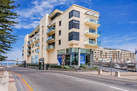 Heart Of Glenelg BnB - Accommodation in Surfers Paradise 16