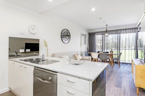 Heart Of Glenelg BnB - Accommodation in Surfers Paradise 5