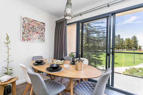 Heart Of Glenelg BnB - Accommodation in Surfers Paradise 11
