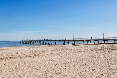 Heart Of Glenelg BnB - Accommodation in Surfers Paradise 14
