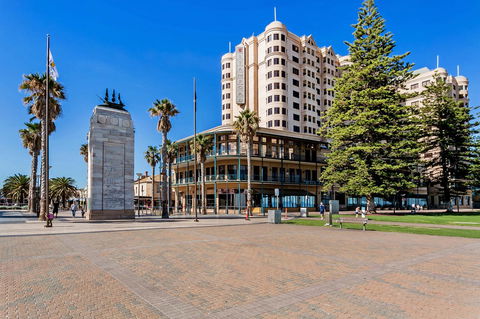 Heart Of Glenelg BnB - Accommodation in Surfers Paradise 25