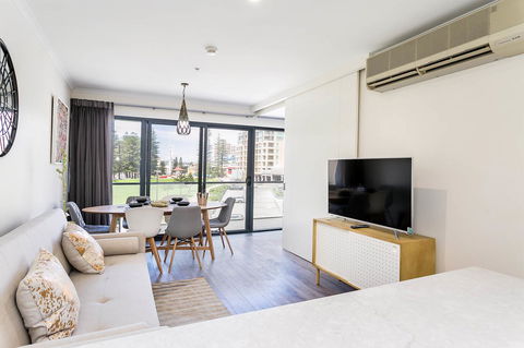 Heart Of Glenelg BnB - Accommodation in Surfers Paradise 8