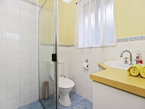 Lakeside - Encounter Bay - Accommodation in Surfers Paradise 14