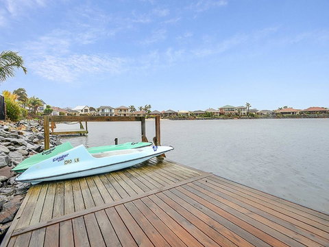 Lakeside - Encounter Bay - Accommodation in Surfers Paradise 0