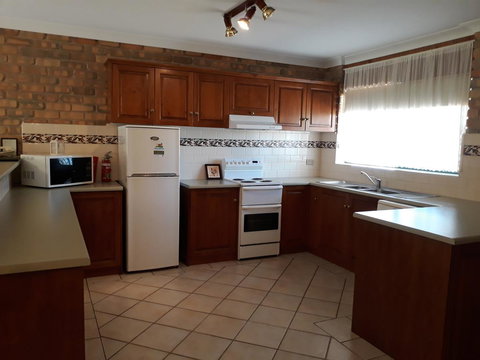 Acacia Apartments - Accommodation in Surfers Paradise 3