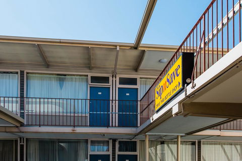 Bay Motel Hotel - Accommodation in Surfers Paradise 8