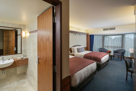 Arkaba Hotel - Accommodation in Surfers Paradise 2