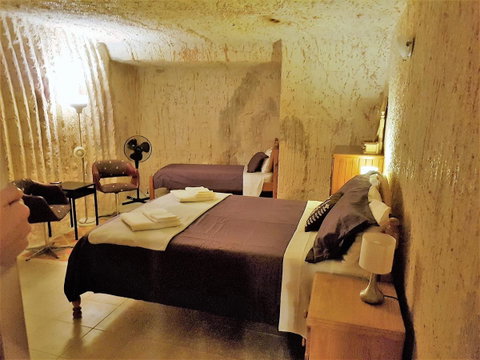 Underground Gem - Accommodation in Surfers Paradise 5