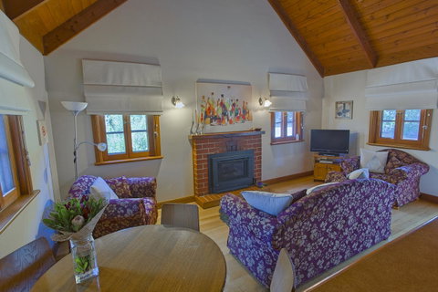 Tanunda Cottages - Accommodation in Surfers Paradise 4