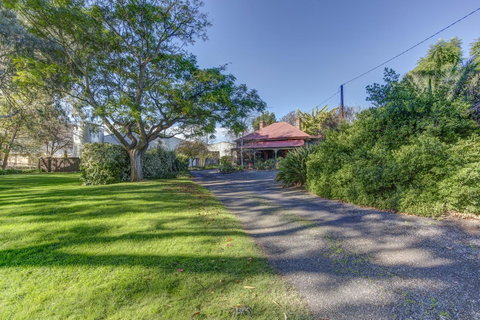 Tanunda Cottages - Accommodation in Surfers Paradise 18