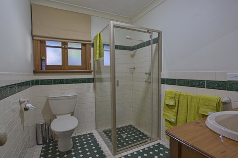 Tanunda Cottages - Accommodation in Surfers Paradise 6