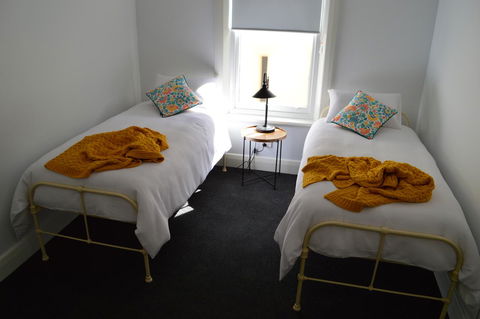 Two Cow Cottage Bed & Breakfast - Accommodation in Surfers Paradise 22