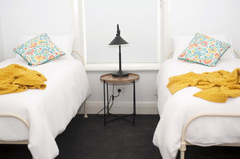 Two Cow Cottage Bed & Breakfast - Accommodation in Surfers Paradise 29