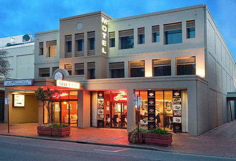 The O'Connell Inn - Accommodation in Surfers Paradise 0