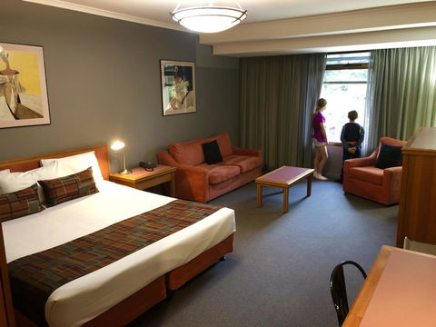 The O'Connell Inn - Accommodation in Surfers Paradise 2