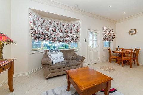 Barossa Vineyard Cottages - Accommodation in Surfers Paradise 17