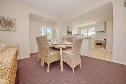 Pacific Blue 278-265 Sandy Pt Rd- Dual Key Access, Wifi, Linen And Air Conditioning - Accommodation in Surfers Paradise 6
