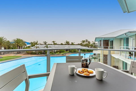 Pacific Blue 278-265 Sandy Pt Rd- Dual Key Access, Wifi, Linen And Air Conditioning - Accommodation in Surfers Paradise 0