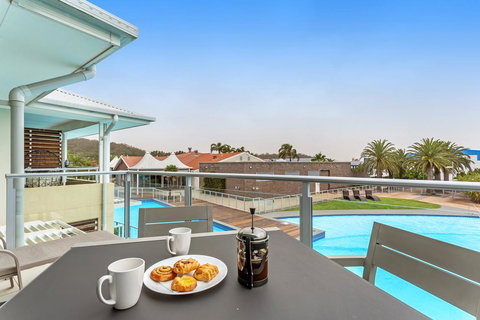 Pacific Blue 278-265 Sandy Pt Rd- Dual Key Access, Wifi, Linen And Air Conditioning - Accommodation in Surfers Paradise 1
