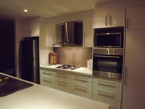 Home On Torrens - Accommodation in Surfers Paradise 9