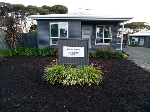 Home On Torrens - Accommodation in Surfers Paradise 7