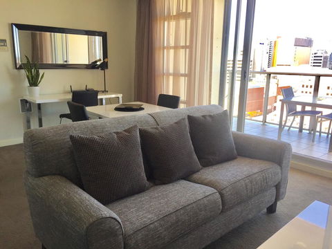 Adelaide DressCircle Apartments - North Terrace - Accommodation in Surfers Paradise 16