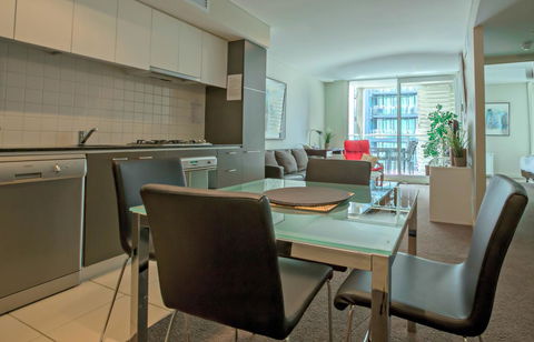Adelaide DressCircle Apartments - North Terrace - Accommodation in Surfers Paradise 0