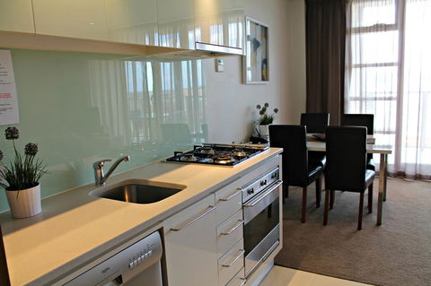 Adelaide DressCircle Apartments - North Terrace - Accommodation in Surfers Paradise 28
