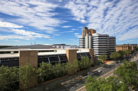 Adelaide DressCircle Apartments - North Terrace - Accommodation in Surfers Paradise 35