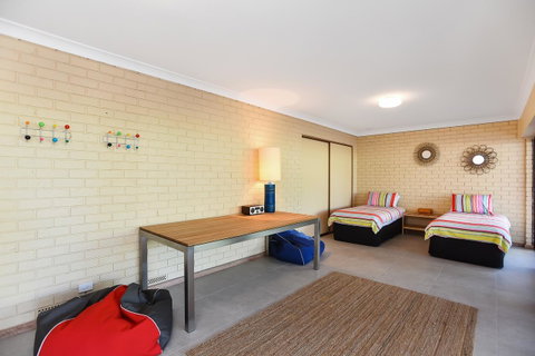 Port Of Call - Port Willunga - C21 SouthCoast Holidays - Accommodation in Surfers Paradise 21