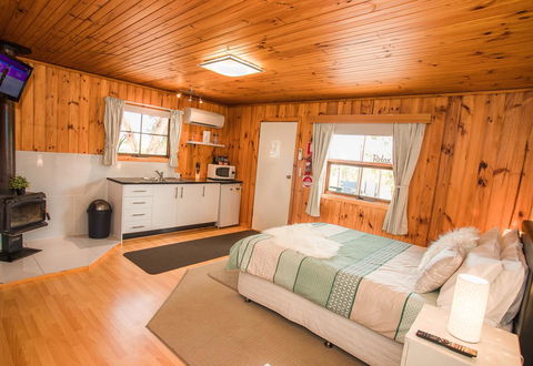 Seppelts View Cabins - Accommodation in Surfers Paradise 22