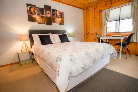 Seppelts View Cabins - Accommodation in Surfers Paradise 13
