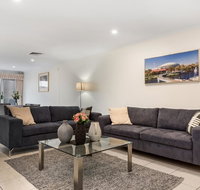 Close to City - Spacious 3 Bedroom Townhouse - Accommodation in Surfers Paradise