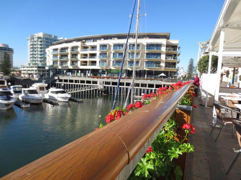 Lights Landing Apartments - Accommodation in Surfers Paradise 16