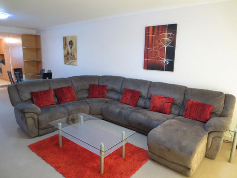 Lights Landing Apartments - Accommodation in Surfers Paradise 23